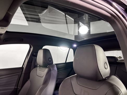 Certified 2023 Volkswagen ID.4 Pro S AWD/4WD image 21