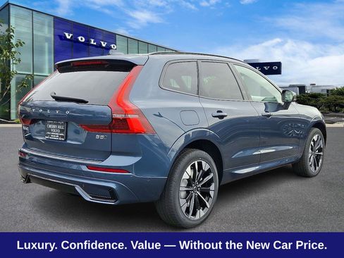 New 2026 Volvo XC60 B5 Plus w/ Protection Package Premier AWD/4WD image 5