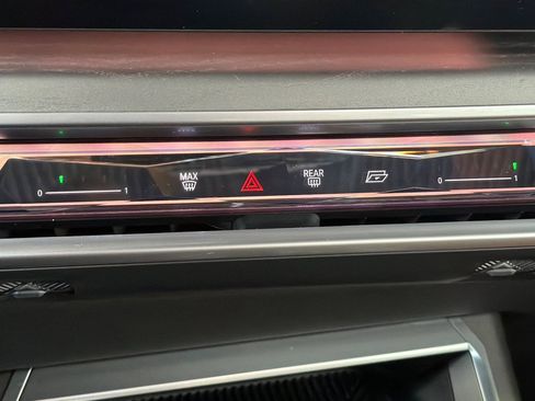 Certified 2023 BMW 740i image 27