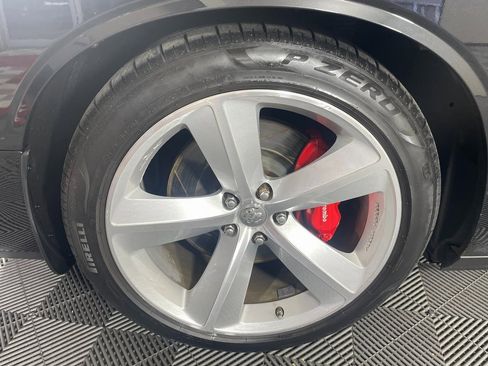 Used 2009 Dodge Challenger SRT8 w/ SRT Option Group II image 12