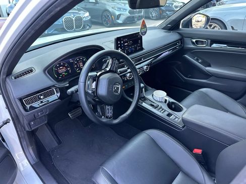 Used 2025 Honda Civic Sport image 8