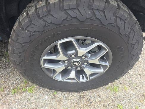Used 2025 Ford Bronco Badlands AWD/4WD image 11