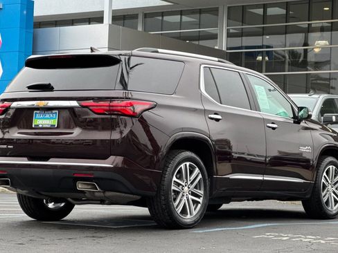 Certified 2023 Chevrolet Traverse High Country image 3