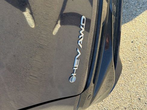 Used 2025 Toyota Sienna XSE image 26