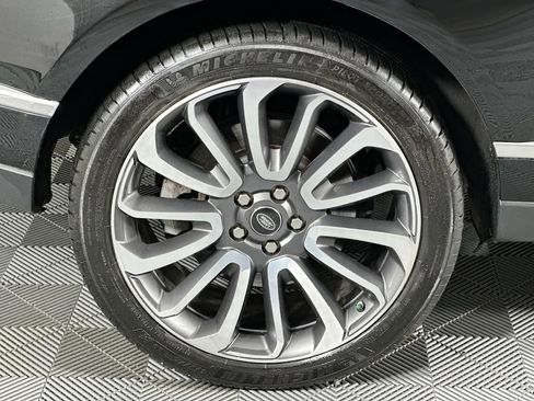 Used 2016 Land Rover Range Rover Supercharged image 24