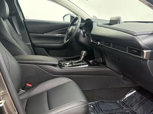 New 2025 MAZDA CX-30 AWD 2.5 S w/ Select Sport Pkg image 18