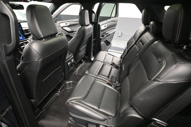 Used 2022 Ford Explorer ST w/ ST Street Pack AWD/4WD image 31