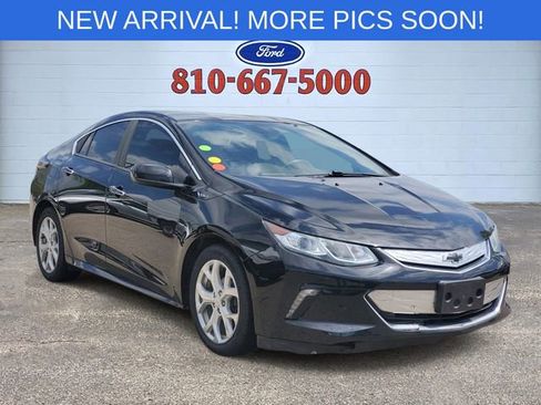 Used 2018 Chevrolet Volt Premier FWD image 4