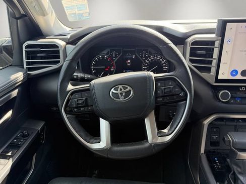 Used 2022 Toyota Tundra Limited w/ Power Package AWD/4WD image 10