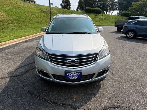 Used 2017 Chevrolet Traverse LT w/ Style and Technology Package AWD/4WD image 2