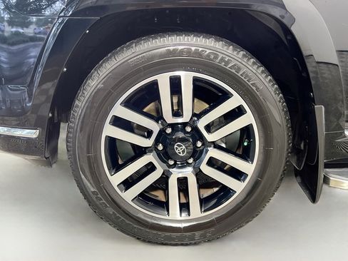 Used 2023 Toyota 4Runner Limited RWD image 14