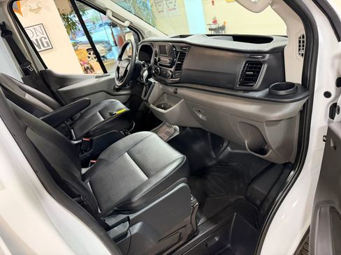 Used 2023 Ford Transit 350 Medium Roof AWD image 40