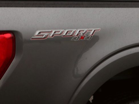 Used 2022 Ford F150 XLT w/ Equipment Group 302A High image 9