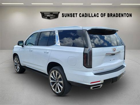 New 2026 Cadillac Escalade Luxury w/ Touring Package AWD/4WD image 6