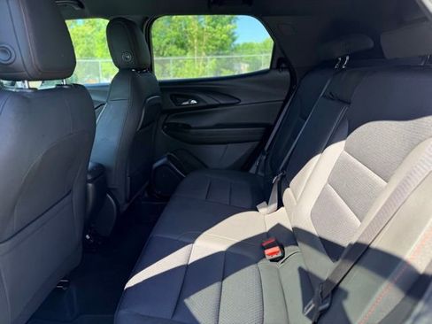 Used 2022 Chevrolet TrailBlazer RS AWD/4WD image 23