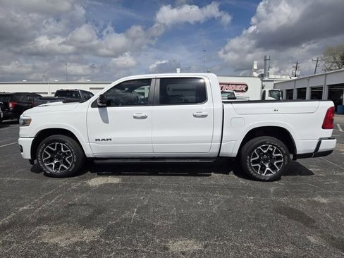 Used 2025 RAM 1500 Laramie w/ Sport Appearance Package image 4
