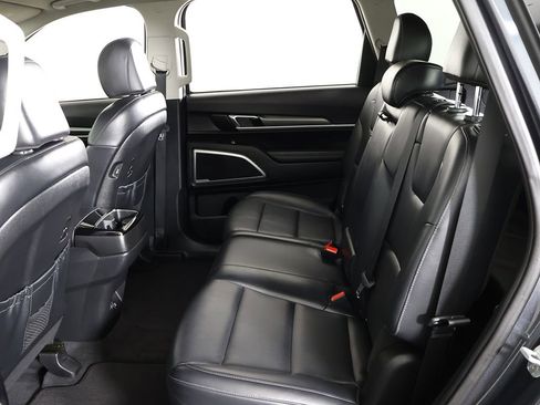 Used 2022 Kia Telluride LX AWD/4WD image 32
