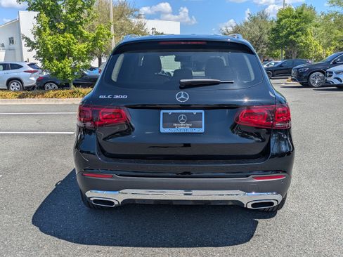 Certified 2022 Mercedes-Benz GLC 300 image 5