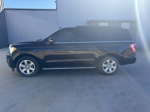 Used 2019 Ford Expedition XLT w/ Equipment Group 202A image 4