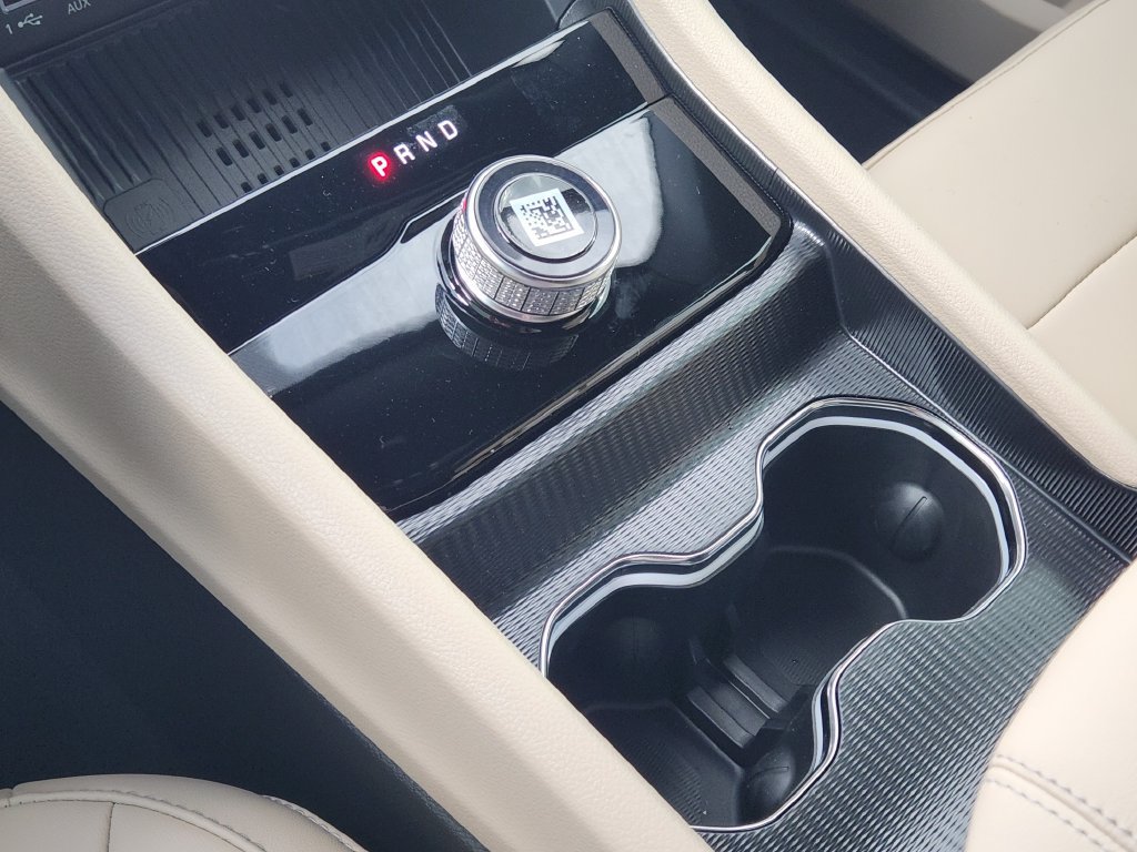 New 2027 Jeep Grand Cherokee Limited RWD image 15