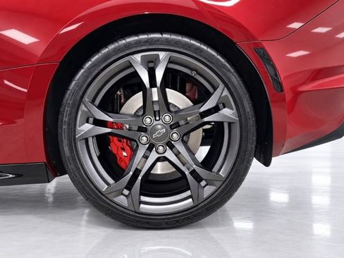 Used 2021 Chevrolet Camaro SS RWD image 13