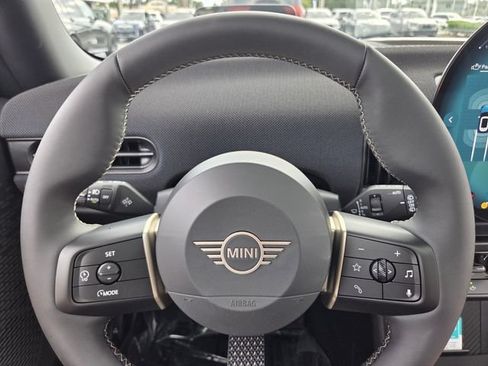 New 2026 MINI Cooper 2-Door Hardtop FWD image 23