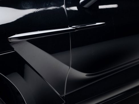 Used 2021 Aston Martin DBX image 23