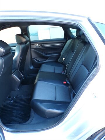 Used 2018 Honda Accord Sport image 19