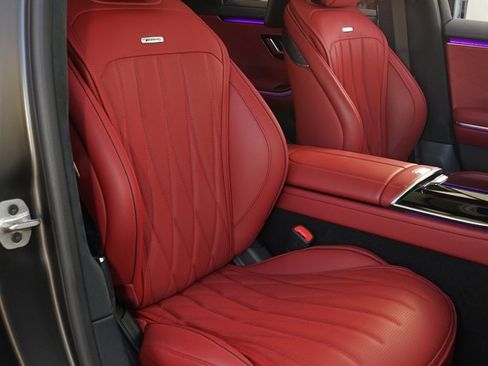 Used 2025 Mercedes-Benz S 63 AMG S image 10