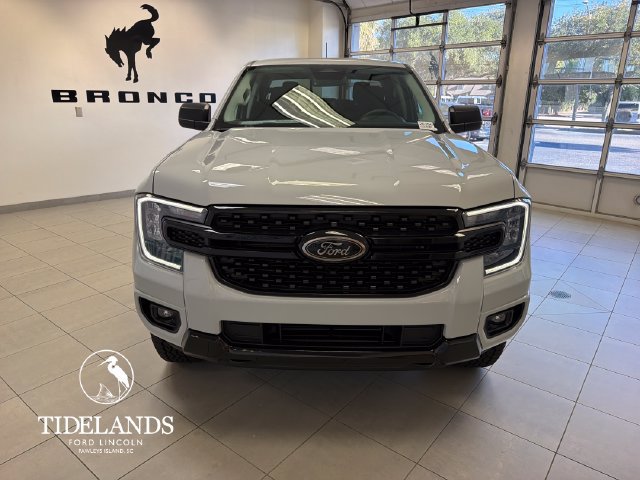 New 2026 Ford Ranger XLT w/ Black Appearance Package AWD/4WD image 3