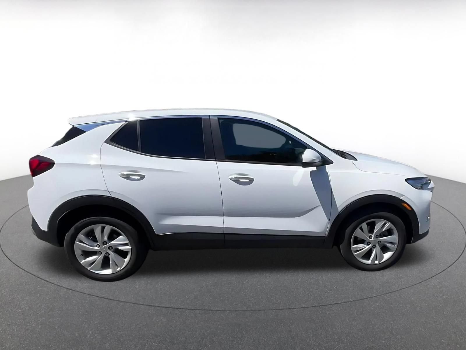 Used 2025 Buick Encore GX Preferred FWD image 15
