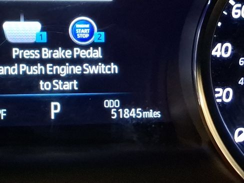 Used 2019 Toyota Camry XLE image 19