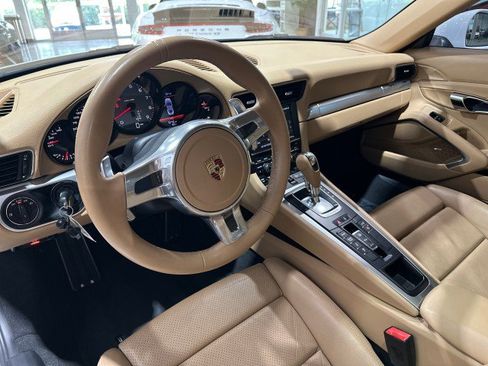 Used 2013 Porsche 911 Carrera S RWD image 3