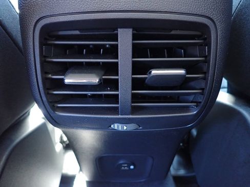 Used 2023 Ford Escape Active AWD/4WD image 17