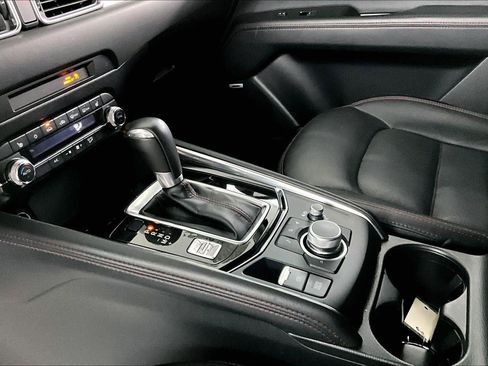 Used 2024 MAZDA CX-5 Carbon Edition image 17