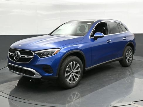 New 2025 Mercedes-Benz GLC 300 GLC 300 image 5