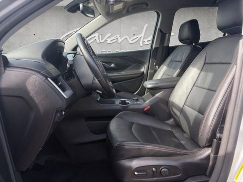 Used 2021 GMC Terrain SLT FWD image 19