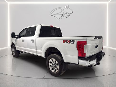 Used 2019 Ford F350 Lariat w/ Chrome Package AWD/4WD image 3