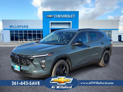 New 2026 Chevrolet Trax LT image 1