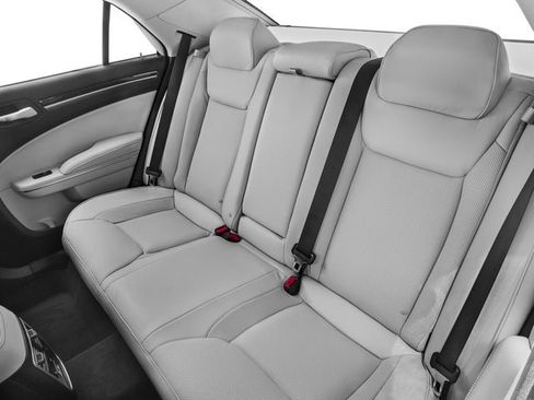 Used 2017 Chrysler 300 C w/ Safetytec Plus Group image 14