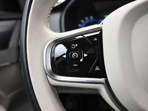 Used 2023 Volvo XC90 T8 Plus image 26
