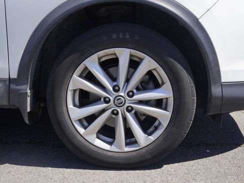 Used 2019 Nissan Rogue Sport S w/ Appearance Package image 7