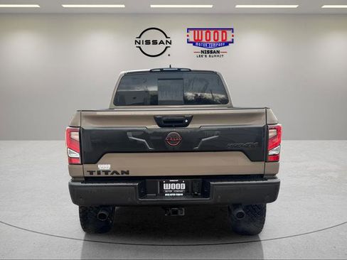 Used 2024 Nissan Titan PRO-4X w/ Off Road Protection Package image 4