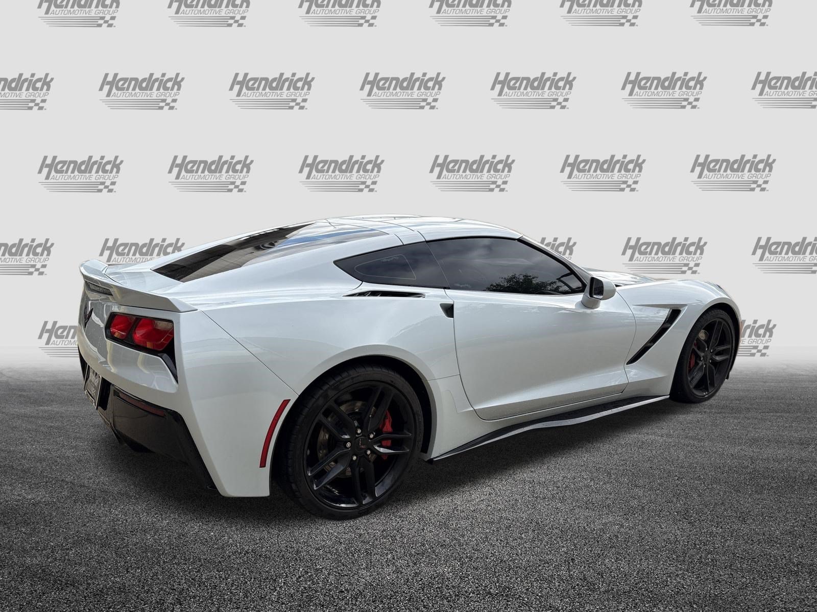 Used 2019 Chevrolet Corvette Stingray Coupe w/ Carbon Flash Badge Package RWD image 10