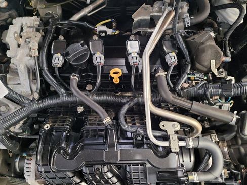 Used 2021 Nissan Altima 2.5 SR FWD image 30