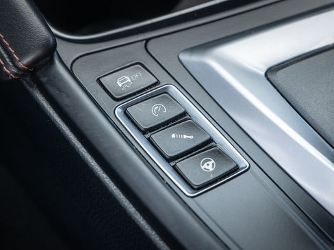 Used 2018 BMW M3 Base image 46