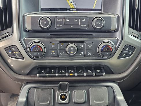 Used 2019 Chevrolet Silverado 2500 LTZ w/ Duramax Plus Package AWD/4WD image 27