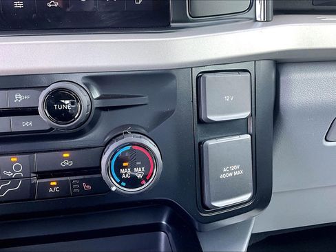New 2025 Ford F250 XLT w/ Black Appearance Package image 19