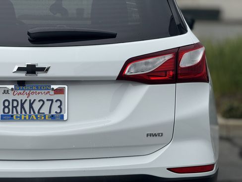 Certified 2020 Chevrolet Equinox LS w/ LS Convenience Package image 8