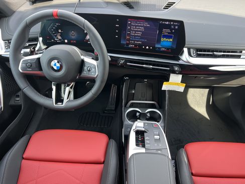 New 2026 BMW X1 M35i image 2